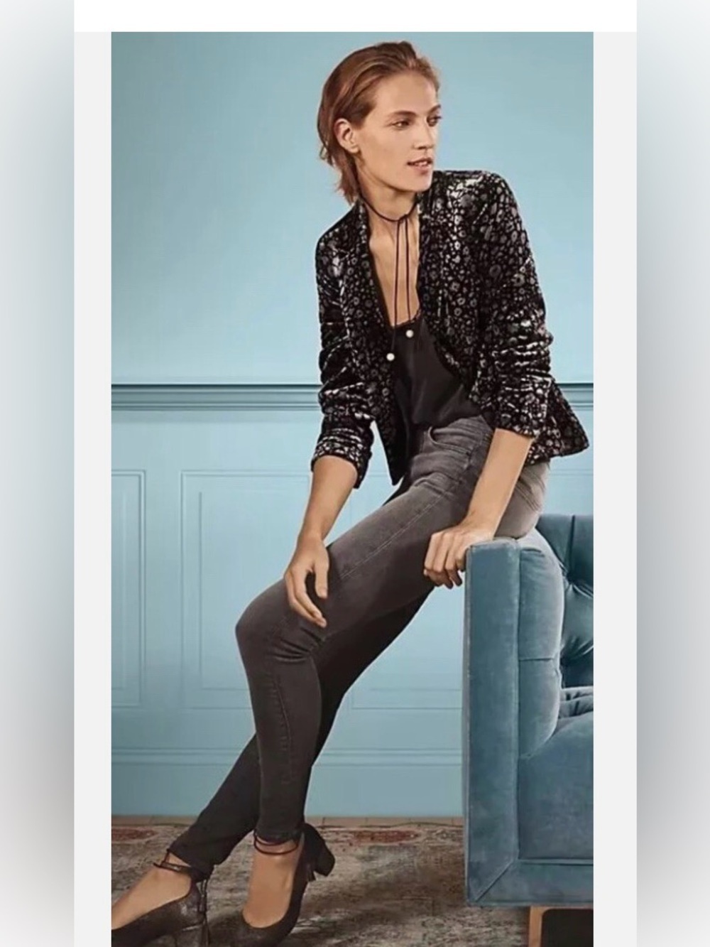 Striking Anthropologie Elevensies Lumi Velvet Blazer in Black & Silver Size 8